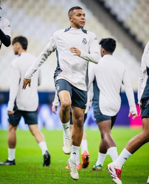 六台记者：姆巴佩将首发出战洲际杯决赛